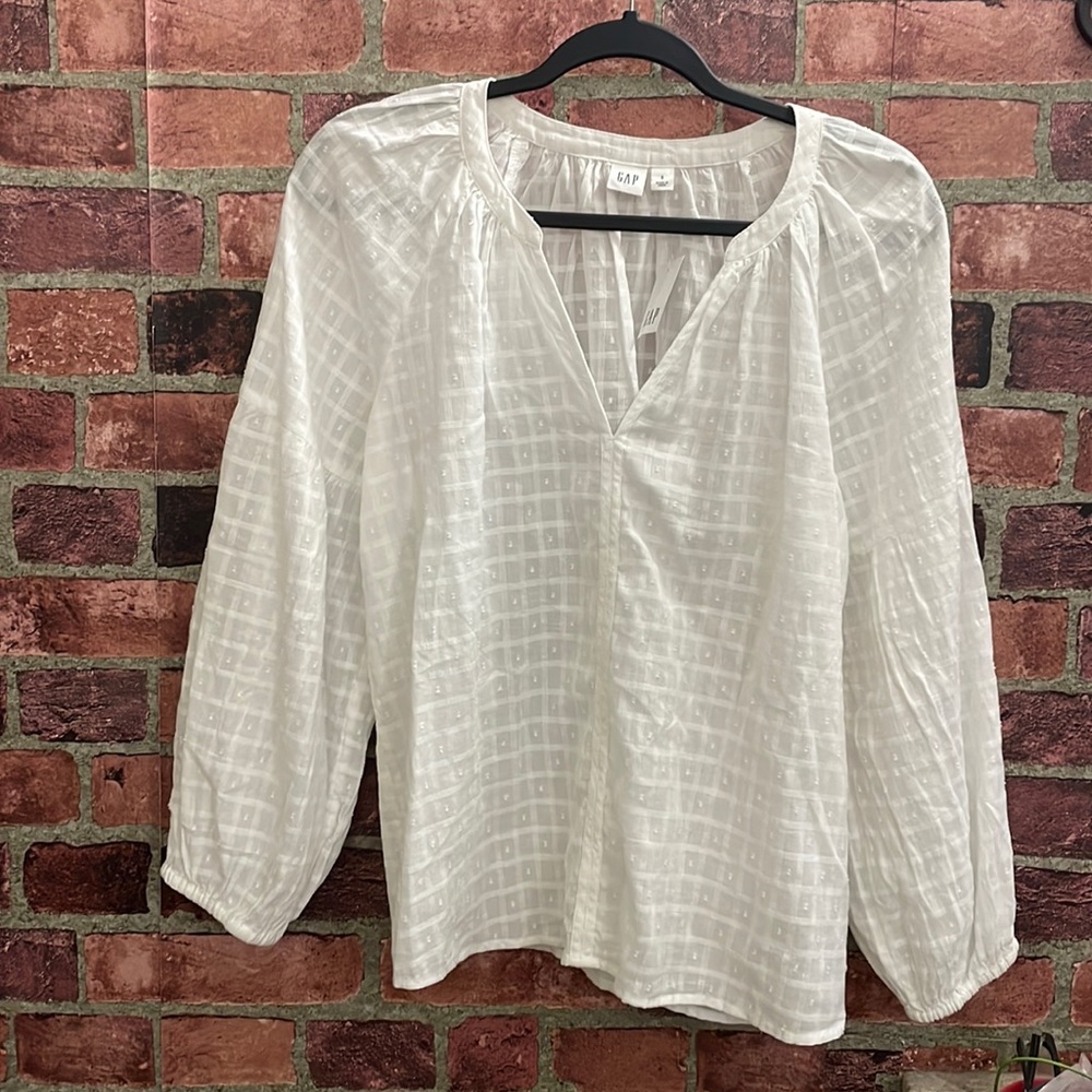 GAP white blouse.
